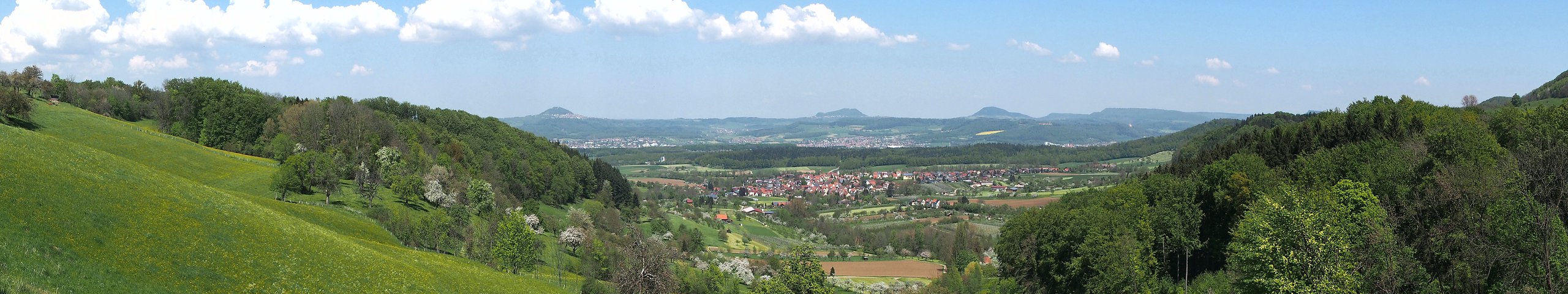 Heizöl kaufen im Filstal: Gulde Brennstoffe GmbH liefert für Ebersbach/Fils, Reichenbach/Fils & Wiesensteig Heizöl schwefelarm, Heizöl Premium Plus und Premium Bio-Heizöl – Zuverlässig. Persönlich. Regional.